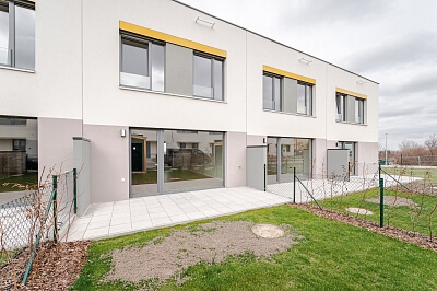 U Spojů, Ďáblice - Praha 8 | Pronájem, Rodinný dům 4+kk, 128 m²