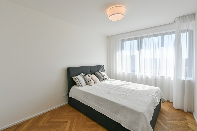 Šiklové, Smíchov - Prague 5 | Rent, Apartment Two-bedroom (3+kk), 102 m²