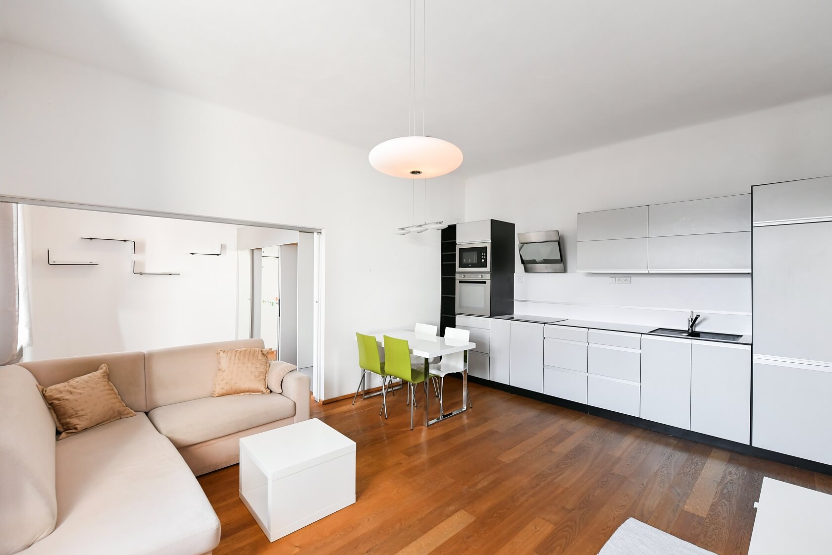 Tusarova, Holešovice - Praha 7 | Prodej, Byt 2+kk, 45 m²