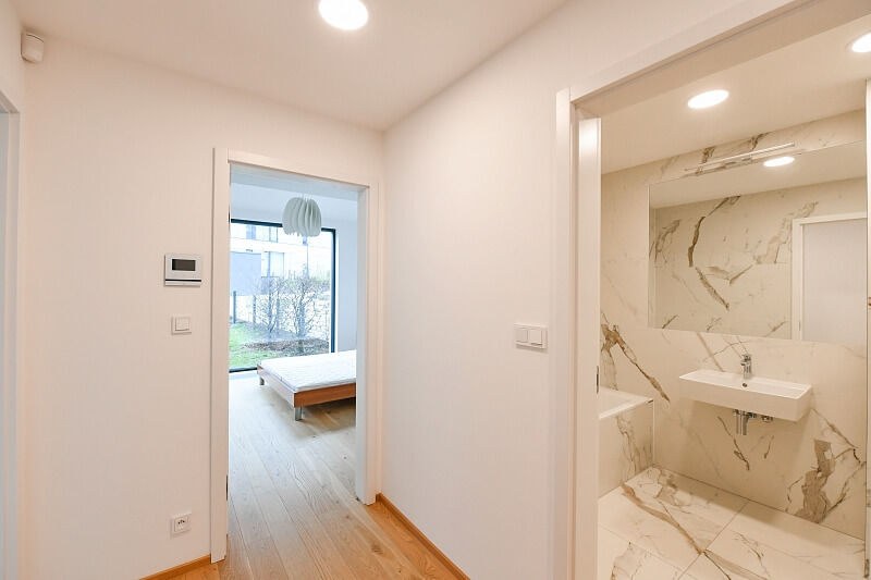 Na dračkách, Veleslavín - Prague 6 | Rent, Apartment One-bedroom (2+kk), 74 m²