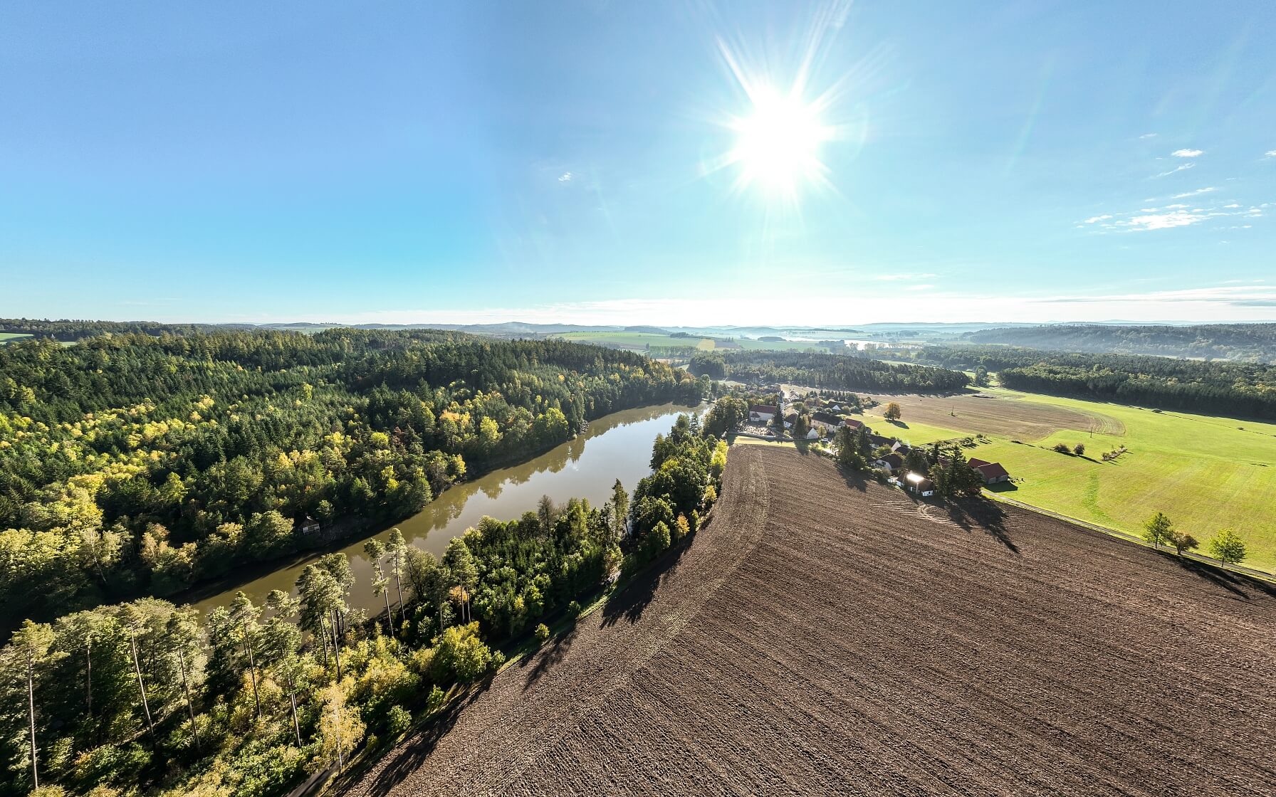 Uzeničky - Strakonice | Prodej, Pozemek, 70 499 m²