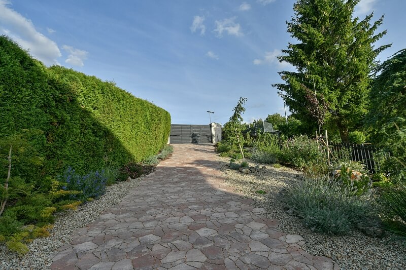 U Hřiště, Středokluky - Praha-západ | Rent, House Three-bedroom (4+kk), 357 m²