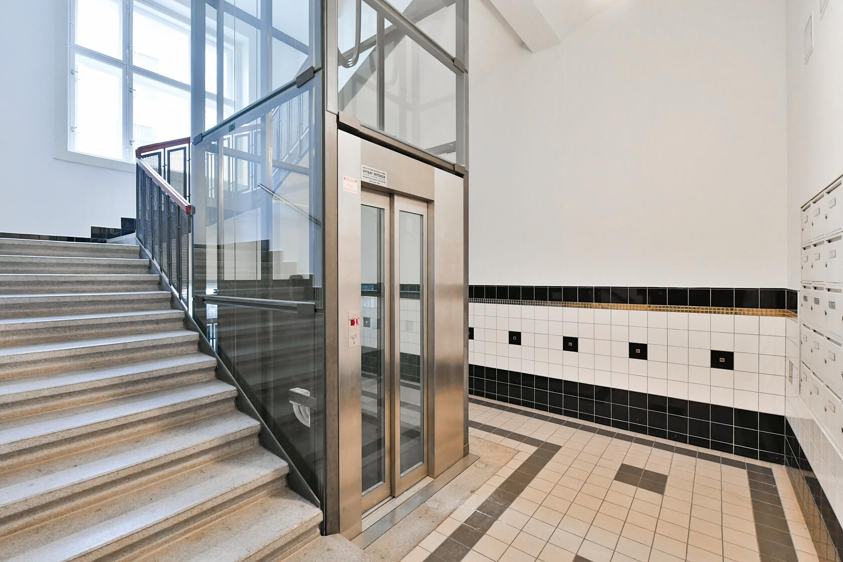 Žatecká, Josefov - Prague 1 | Rent, Apartment One-bedroom (2+1), 91 m²