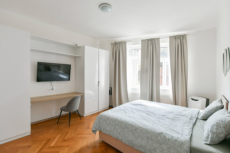 Školská, Nové Město - Praha 1 | Prodej, Byt 2+kk, 77 m²