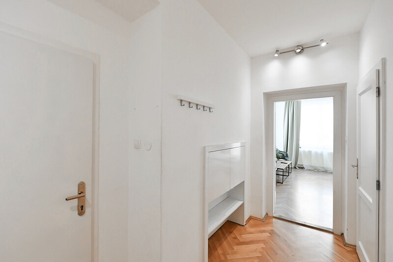 Školská, Nové Město - Prague 1 | Sale, Apartment One-bedroom (2+kk), 77 m²