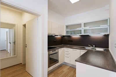 Na Zatlance, Smíchov - Praha 5 | Pronájem, Byt 2+kk, 56 m²