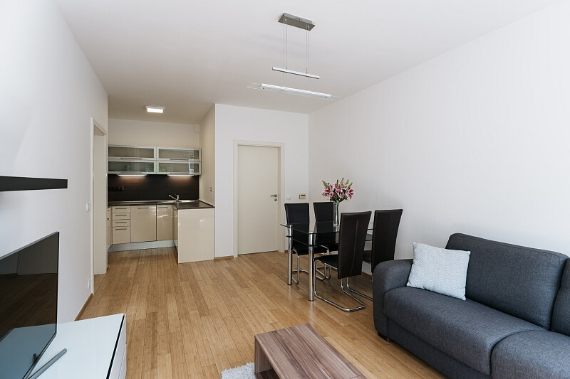 Na Zatlance, Smíchov - Praha 5 | Pronájem, Byt 2+kk, 56 m²