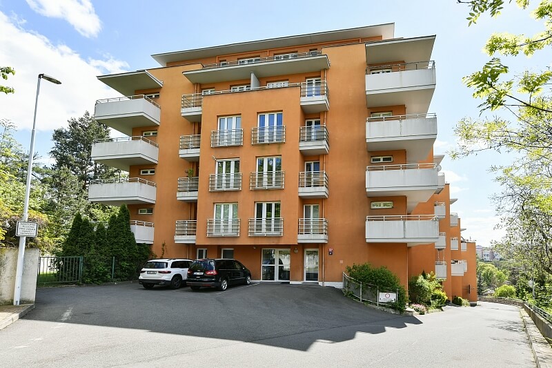 Hyacintová, Záběhlice - Prague 10 | Sale, Apartment Four-bedroom (5+kk), 164 m²