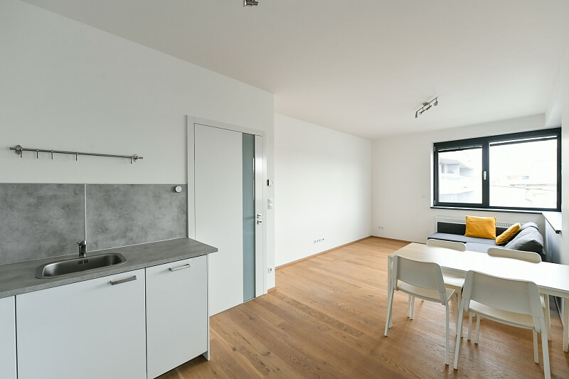 Dělnická, Holešovice - Prague 7 | Sale, Apartment One-bedroom (2+kk), 60 m²