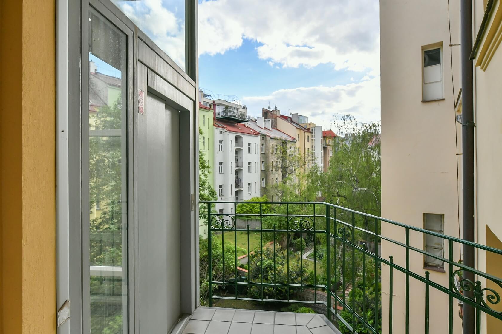 Slavíkova, Vinohrady - Prague 2 | Rent, Apartment Two-bedroom (3+kk), 88 m²