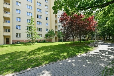 Na Petřinách, Veleslavín - Prague 6 | Sale, Apartment Two-bedroom (3+1), 73 m²