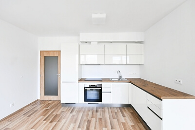 Karla Guta, Uhříněves - Praha 10 | Pronájem, Byt 2+kk, 58 m²