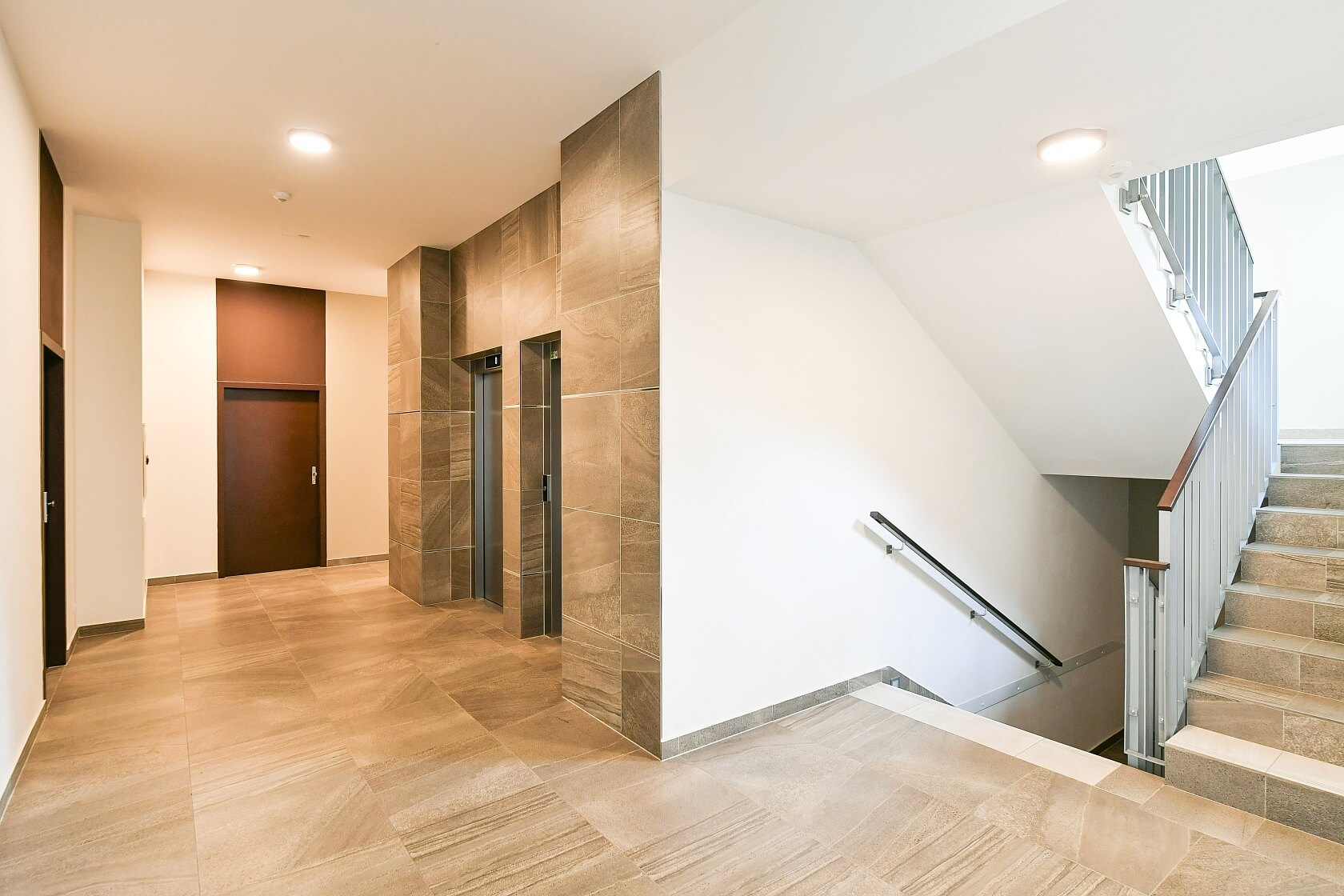 Bassova, Vysočany - Prague 9 | Rent, Apartment One-bedroom (2+kk), 61 m²