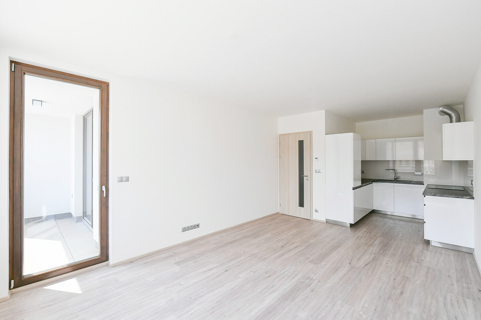 Bassova, Vysočany - Prague 9 | Rent, Apartment One-bedroom (2+kk), 61 m²