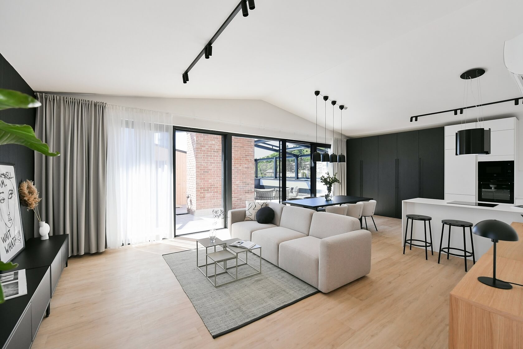 U Lihovaru, Smíchov - Praha 5 | Pronájem, Byt 5+kk, 289 m²