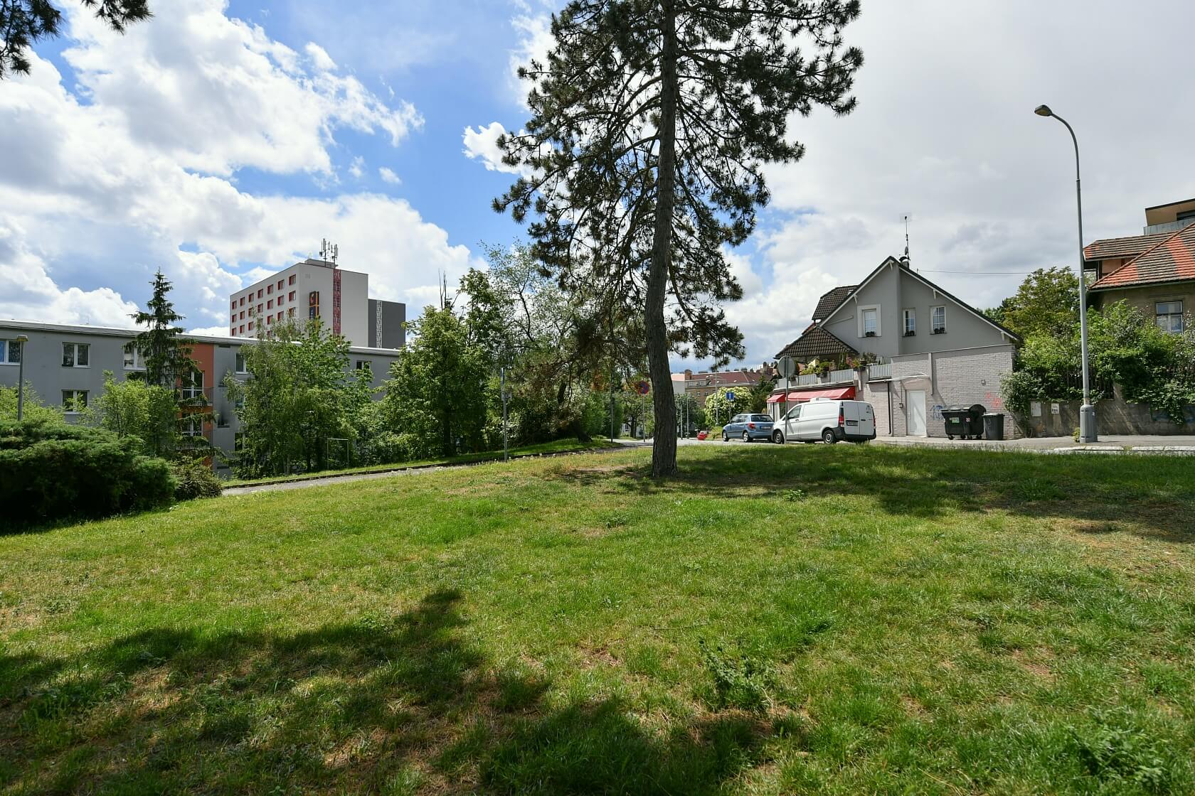 Ve Stínu, Strašnice - Prague 10 | Sale, Apartment Studio (1+kk), 39 m²