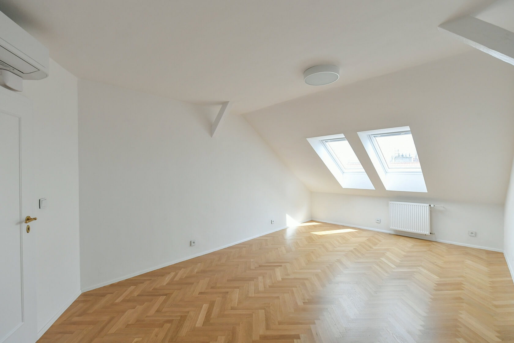 Čermákova, Vinohrady - Prague 2 | Rent, Apartment Four-bedroom (5+1), 200 m²