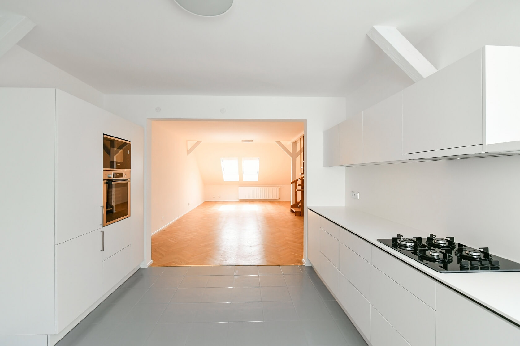 Čermákova, Vinohrady - Praha 2 | Pronájem, Byt 5+kk, 180 m²