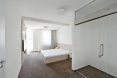 Záhořanského, Nové Město - Praha 2 | Pronájem, Byt 3+kk, 131 m²