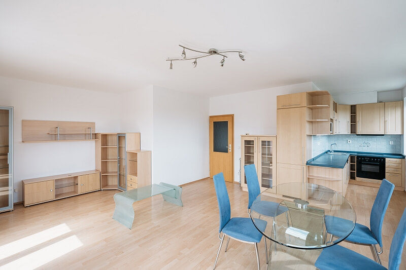 Choceradská, Záběhlice - Praha 4 | Prodej, Byt 2+kk, 72 m²