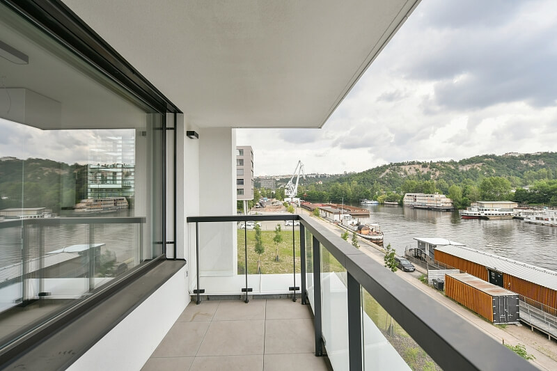 V přístavu, Holešovice - Prague 7 | Rent, Apartment Two-bedroom (3+1), 99 m²