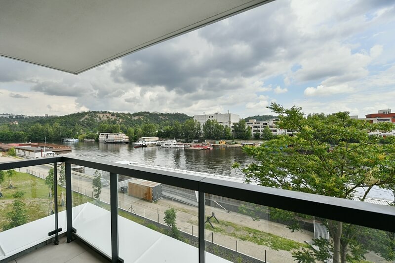 V přístavu, Holešovice - Prague 7 | Rent, Apartment Two-bedroom (3+1), 99 m²