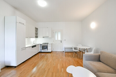 Ruská, Vršovice - Praha 10 | Pronájem, Byt 2+kk, 58 m²