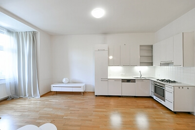 Ruská, Vršovice - Prague 10 | Rent, Apartment One-bedroom (2+kk), 58 m²