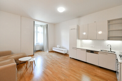 Ruská, Vršovice - Praha 10 | Pronájem, Byt 2+kk, 58 m²