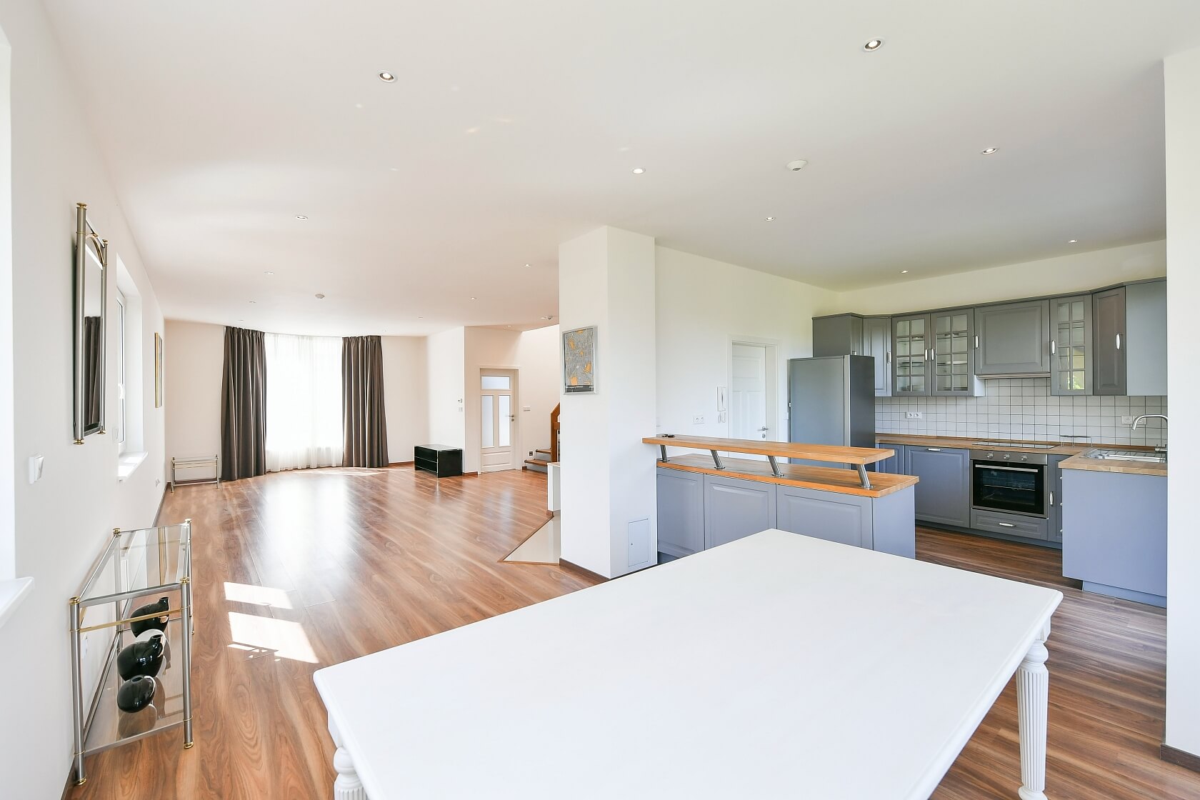 Habrová, Horoměřice - Praha-západ | Pronájem, Rodinný dům 6+kk, 286 m²
