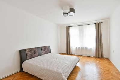 Lužická, Vinohrady - Prague 2 | Rent, Apartment One-bedroom (2+kk), 61 m²