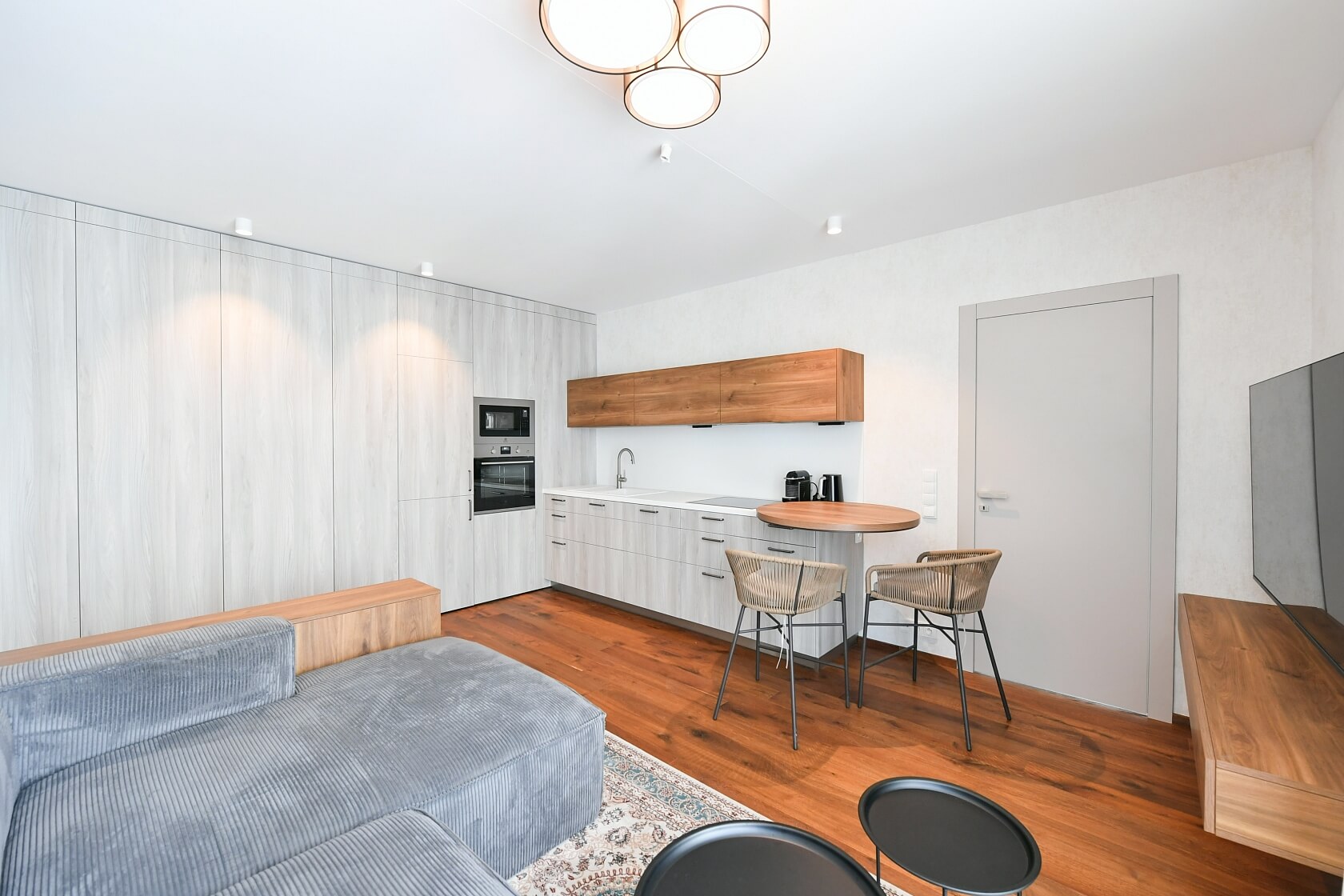 Křižíkova, Karlín - Praha 8 | Pronájem, Byt 2+kk, 69 m²