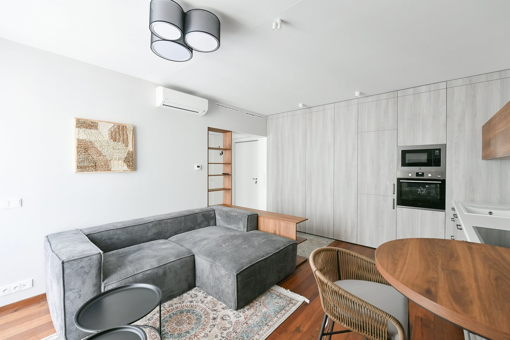 Křižíkova, Karlín - Prague 8 | Rent, Apartment One-bedroom (2+kk), 69 m²