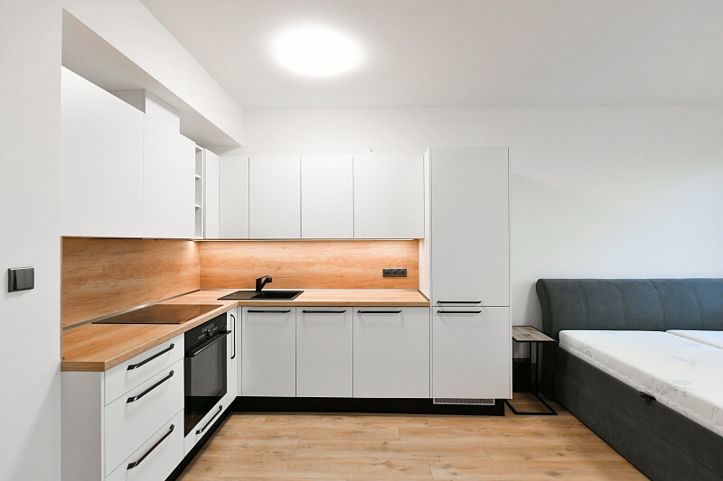 Stočesova, Ruzyně - Prague 6 | Rent, Apartment Studio (1+kk), 40 m²