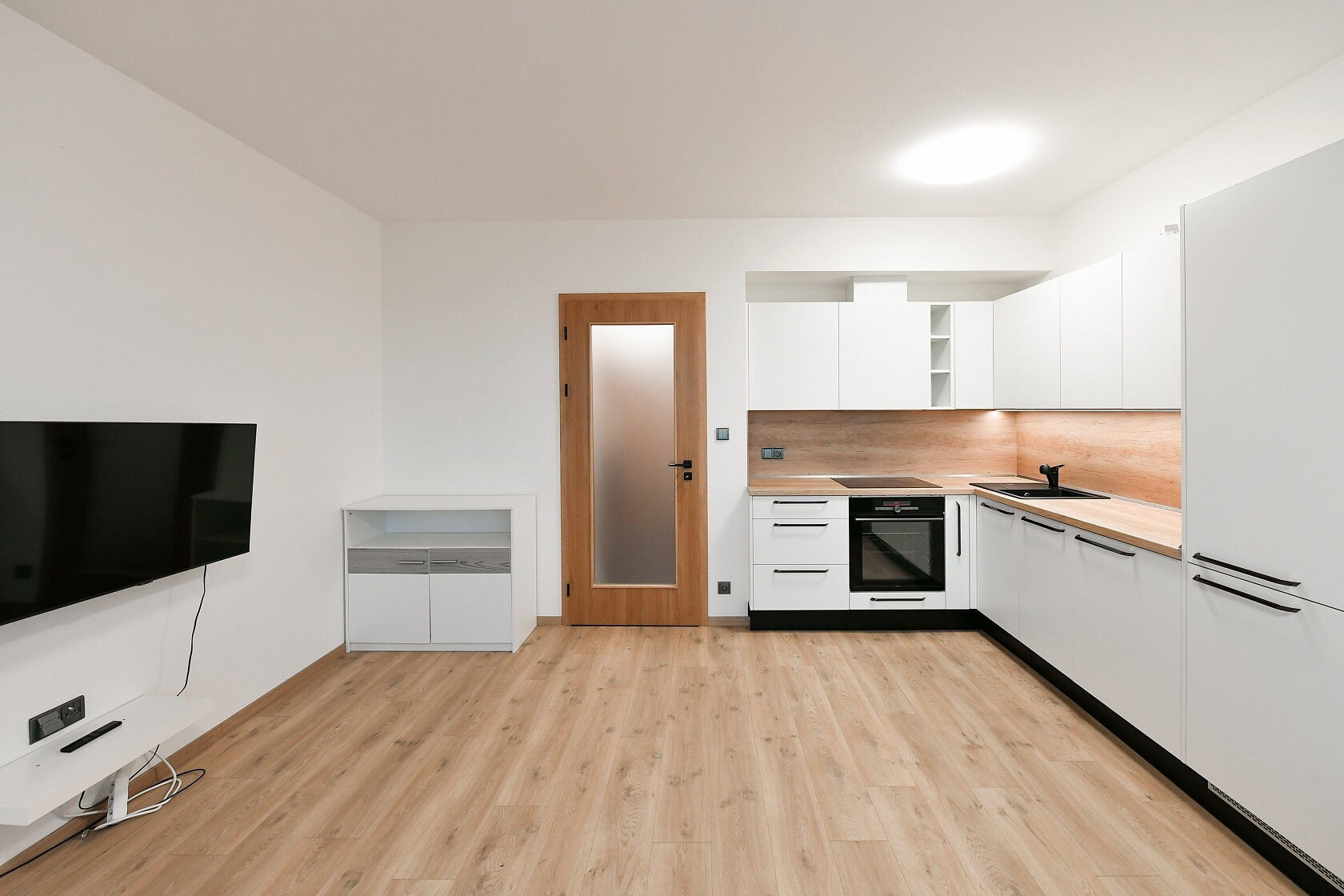 Stočesova, Ruzyně - Praha 6 | Pronájem, Byt 1+kk, 40 m²