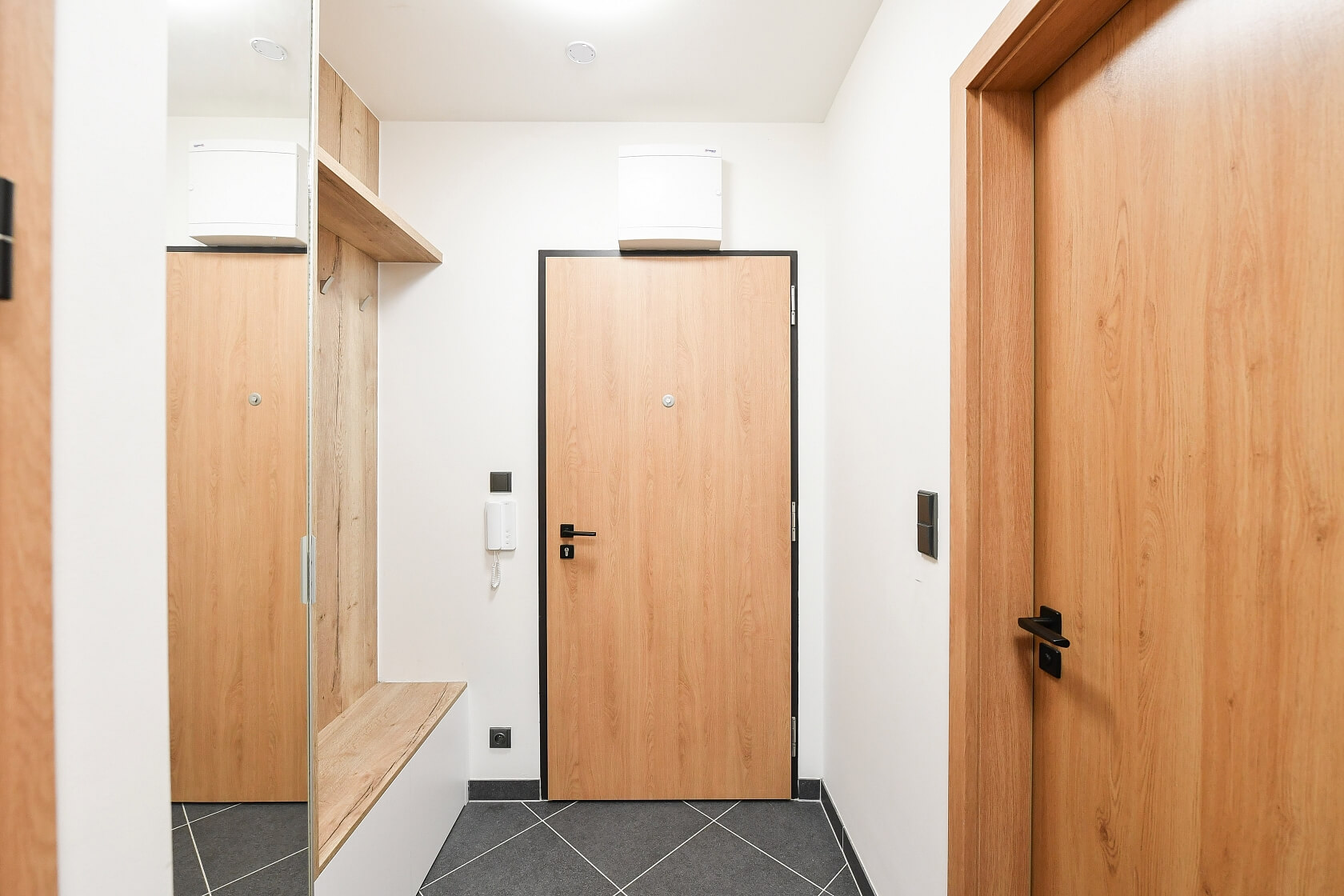 Stočesova, Ruzyně - Praha 6 | Pronájem, Byt 1+kk, 40 m²