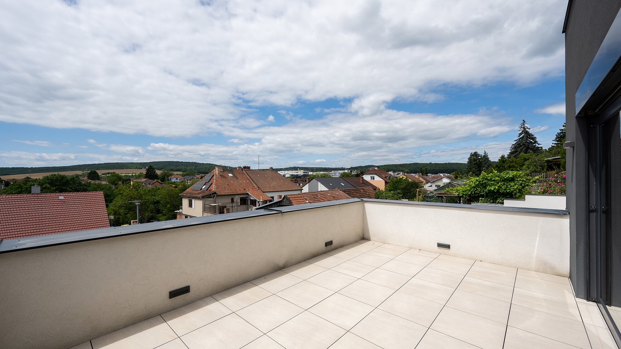 Pod Vinohrady, Troubsko - Brno-venkov | Pronájem, Byt 3+kk, 131 m²