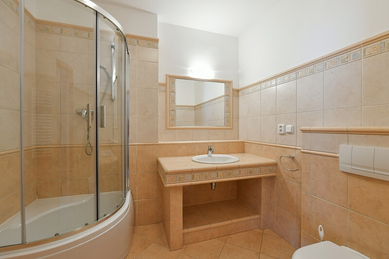 Nad Okrouhlíkem, Libeň - Praha 8 | Pronájem, Byt 2+kk, 63 m²