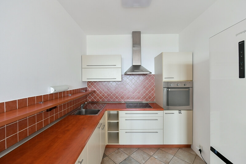 Nad Okrouhlíkem, Libeň - Prague 8 | Rent, Apartment One-bedroom (2+kk), 63 m²