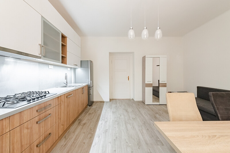 Radhošťská, Žižkov - Prague 3 | Sale, Apartment One-bedroom (2+kk), 56 m²