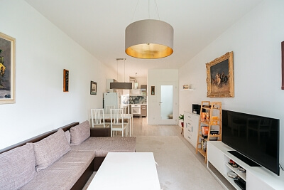 Zvěřinova, Strašnice - Prague 3 | Rent, Apartment One-bedroom (2+kk), 63 m²