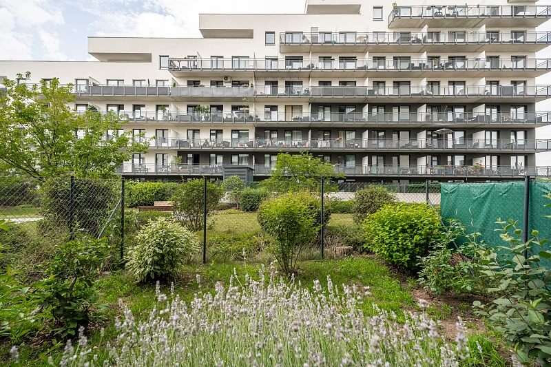 Zvěřinova, Strašnice - Prague 3 | Rent, Apartment One-bedroom (2+kk), 63 m²