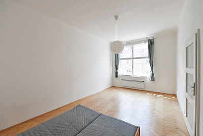 Na Hutích, Bubeneč - Prague 6 | Sale, Apartment One-bedroom (2+1), 66 m²