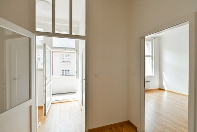 Na Hutích, Bubeneč - Prague 6 | Sale, Apartment One-bedroom (2+1), 66 m²