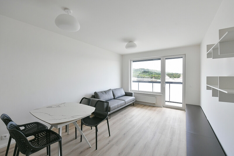 Sobí, Hloubětín - Praha 9 | Pronájem, Byt 2+kk, 64 m²