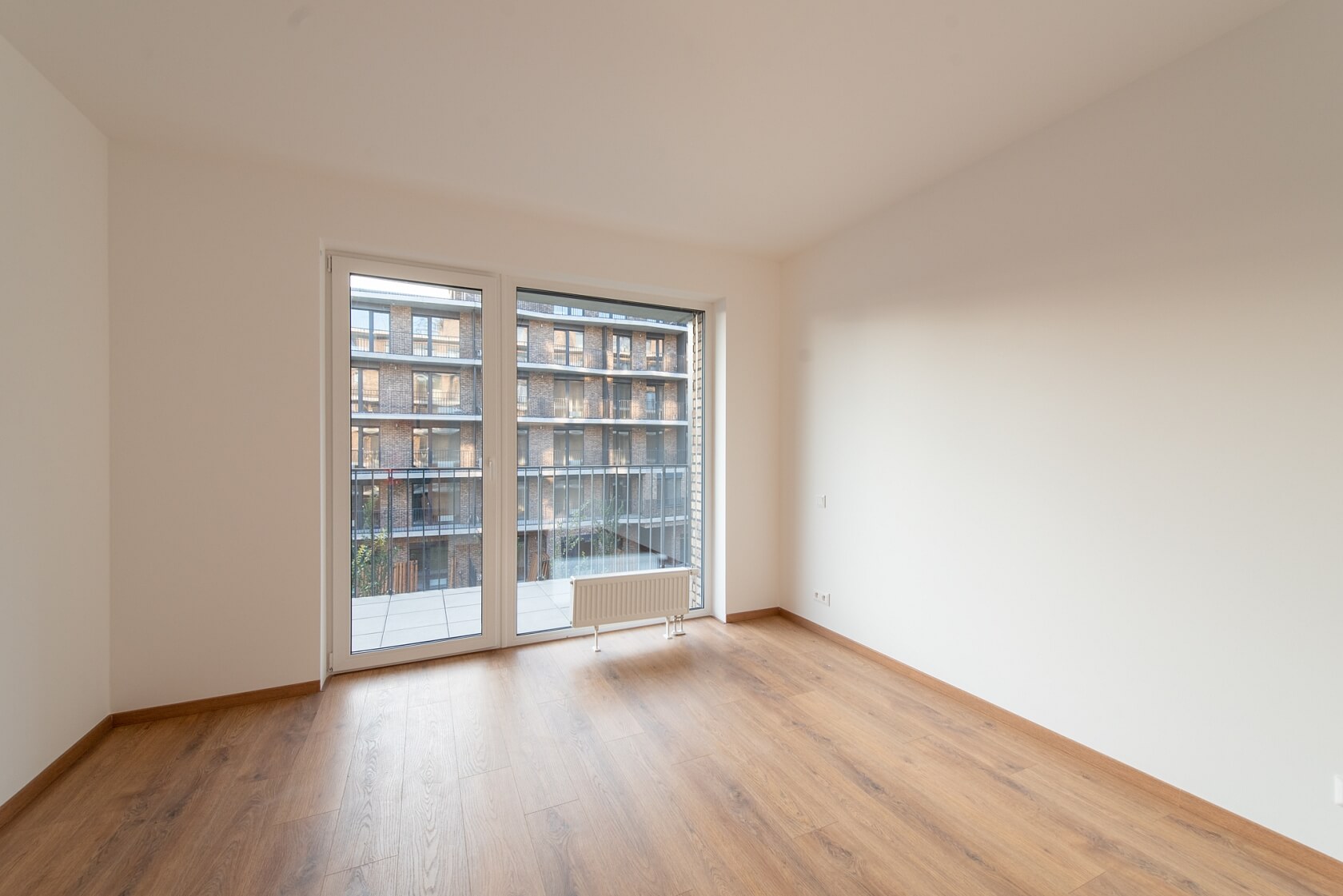 Bratislavský kraj, Petržalka - Bratislava V | Prodej, Byt 2+kk, 63 m²