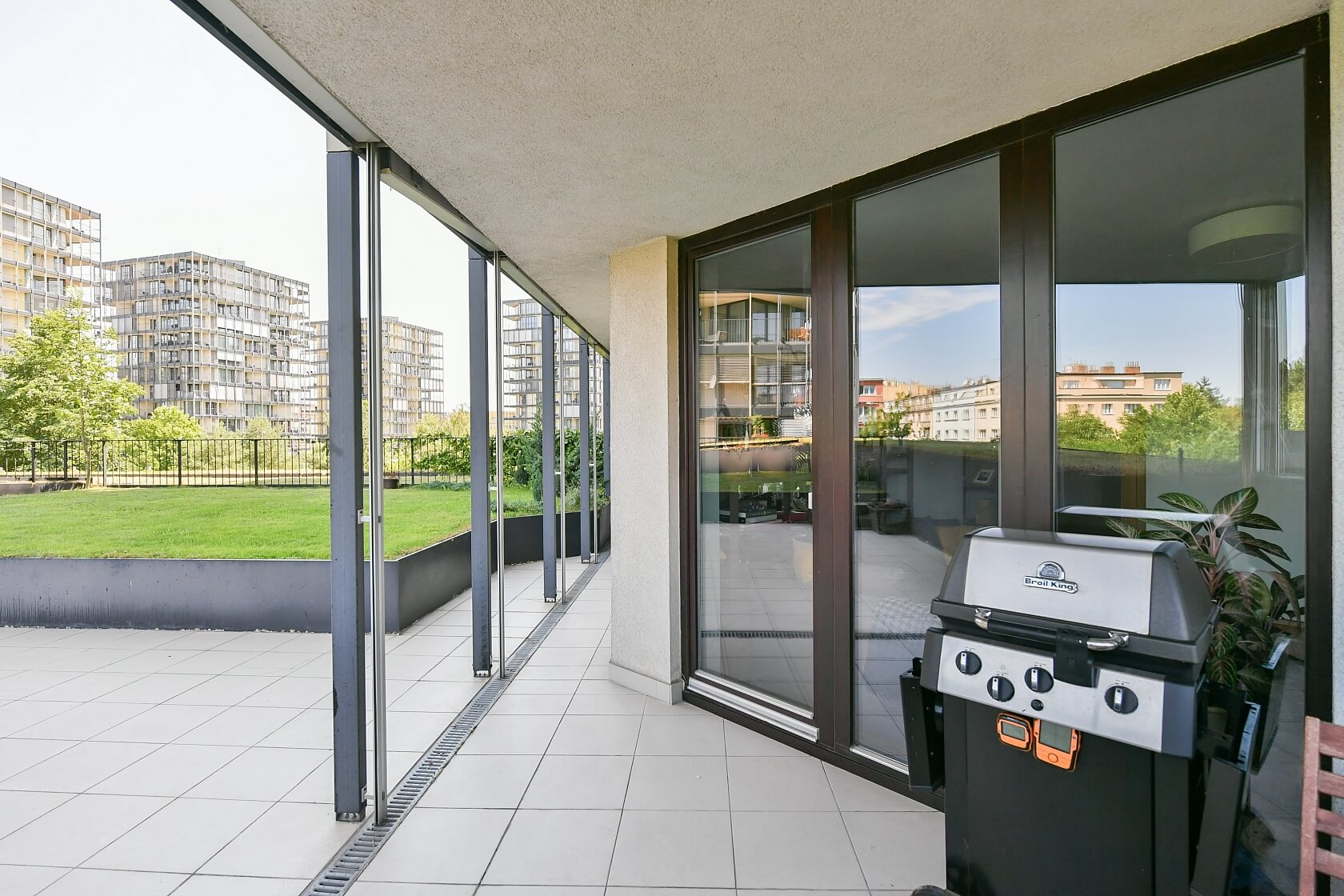 Malešická, Žižkov - Praha 3 | Prodej, Byt 3+1, 175 m²