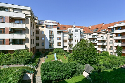 Slavníkova, Břevnov - Praha 6 | Prodej, Byt 2+kk, 64 m²