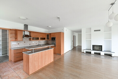 K Holyni, Slivenec - Praha 5 | Pronájem, Rodinný dům 7+1, 450 m²