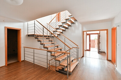 K Holyni, Slivenec - Prague 5 | Rent, House Six-bedroom (7+1), 450 m²